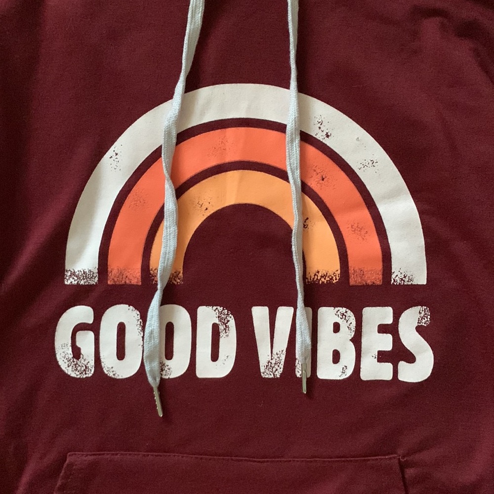 Burgundy ‘Good Vibes’ Hoodie- size large - Picture 2 of 3